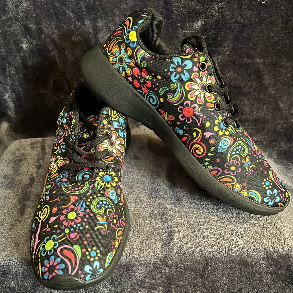 (NEW) Preppy 70’s Vibe Sneakers
